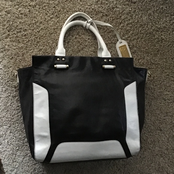 Badgley Mischka Handbags - Badgley Mischka Black and White Leather Purse